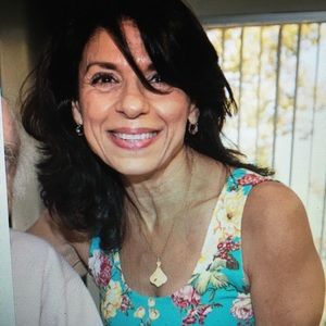 Meet your Posher, Cheri